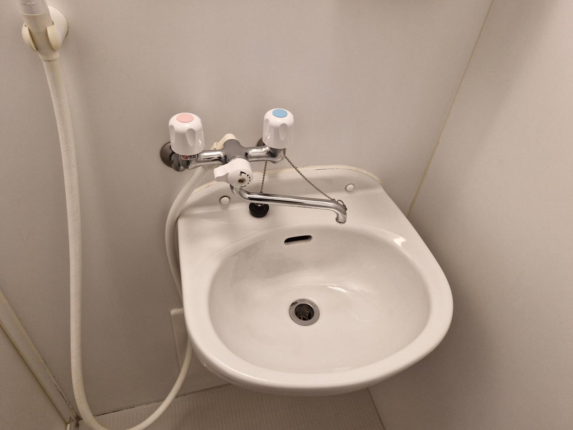 צושימה Midori Guesthouse&Hostel מראה חיצוני תמונה